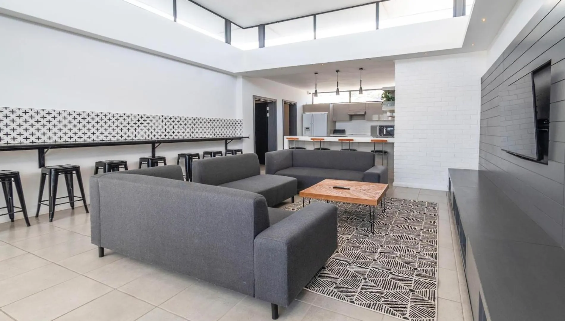Apartment Metropole Private Room In Social Setting Cape Town