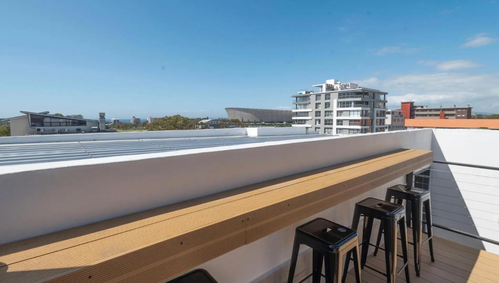 Metropole Private Room In Social Setting Cape Town Apartment