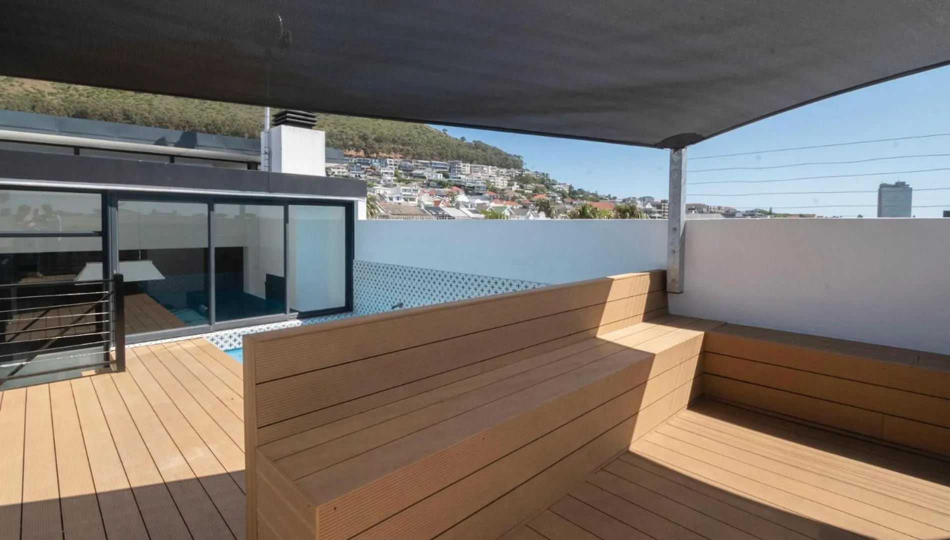 Apartment Metropole Private Room In Social Setting Cape Town South Africa