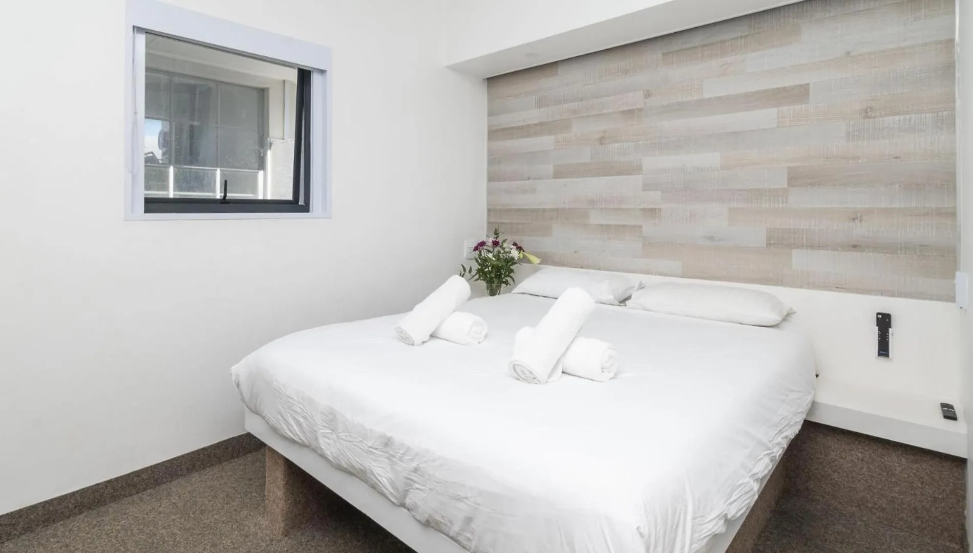 Metropole Private Room In Social Setting Cape Town 0*,